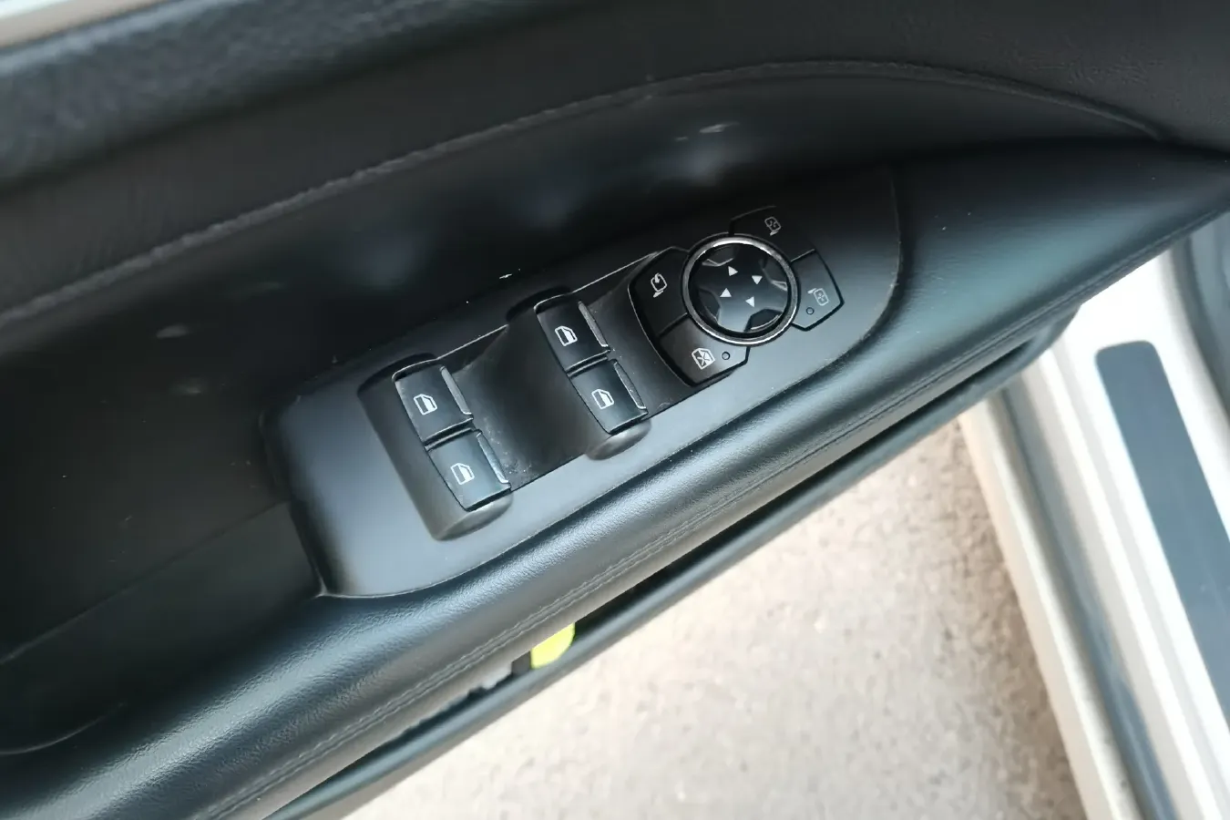 2017 Lincoln MKZ 2.0T 203HP L4 6AT,autocango,china used car exporter,china ev exporter,chinese used car exporter,chinese used ev exporter