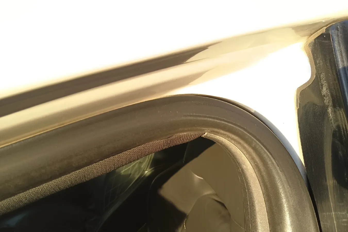 2012 Seat Leon 2.0T 211HP L4 6DCT,autocango,china used car exporter,china ev exporter,chinese used car exporter,chinese used ev exporter