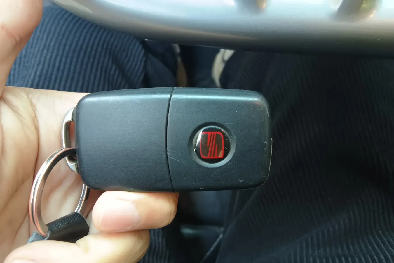 2012 Seat Leon 2.0T 211HP L4 6DCT,autocango,china used car exporter,china ev exporter,chinese used car exporter,chinese used ev exporter