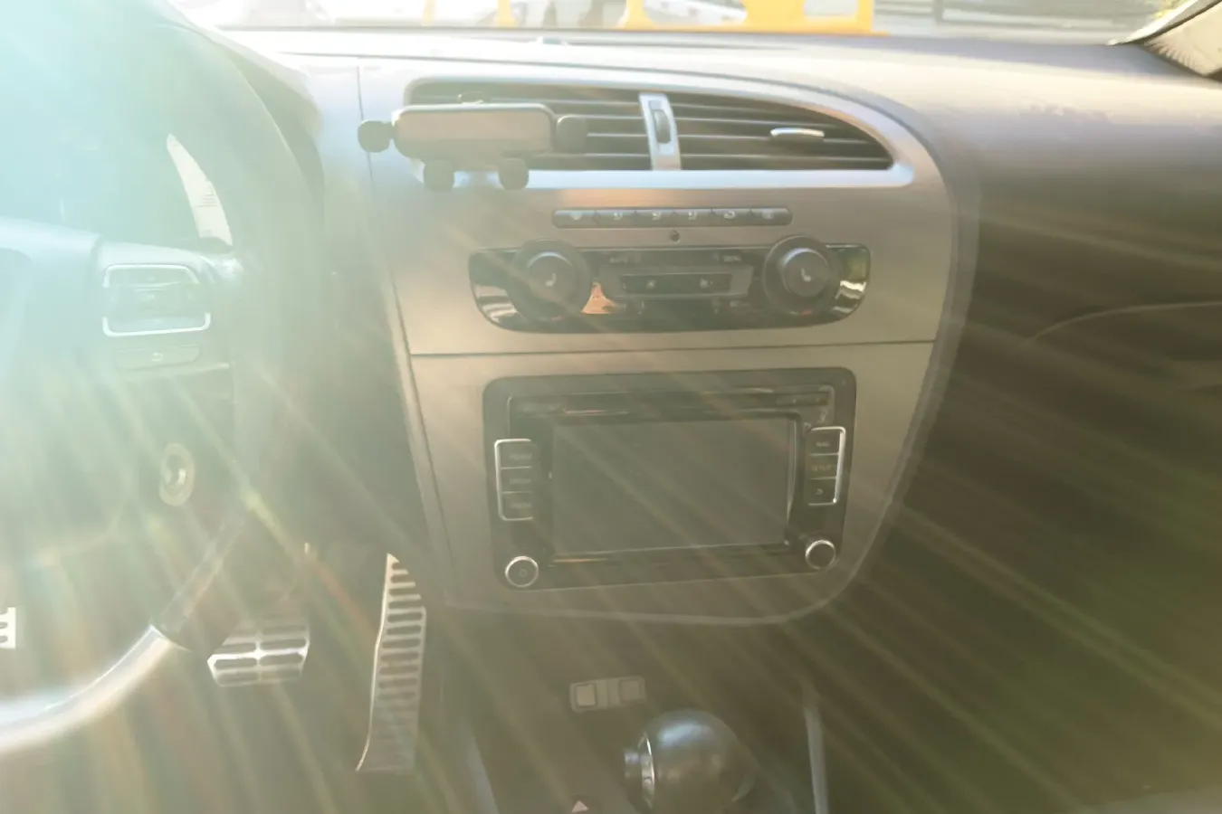 2012 Seat Leon 2.0T 211HP L4 6DCT,autocango,china used car exporter,china ev exporter,chinese used car exporter,chinese used ev exporter