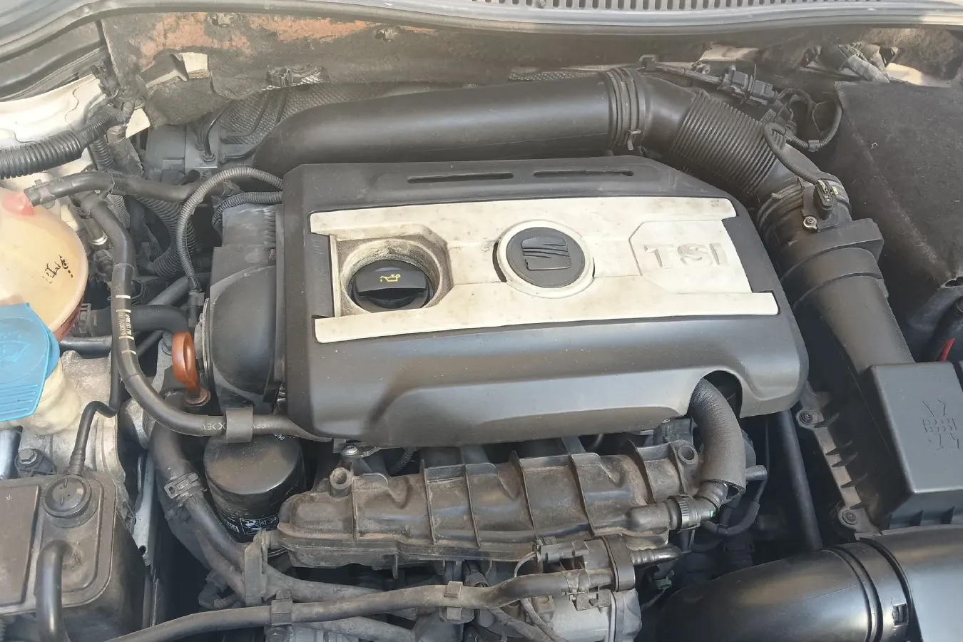 2012 Seat Leon 2.0T 211HP L4 6DCT,autocango,china used car exporter,china ev exporter,chinese used car exporter,chinese used ev exporter