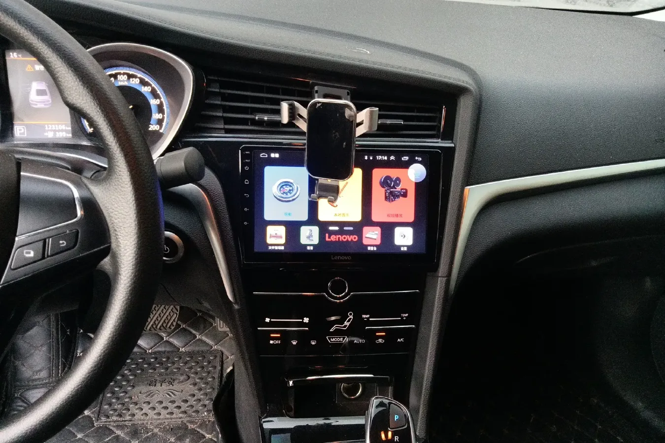 2022 Venucia D60 EV BEV 50KWH,autocango,china used car exporter,china ev exporter,chinese used car exporter,chinese used ev exporter