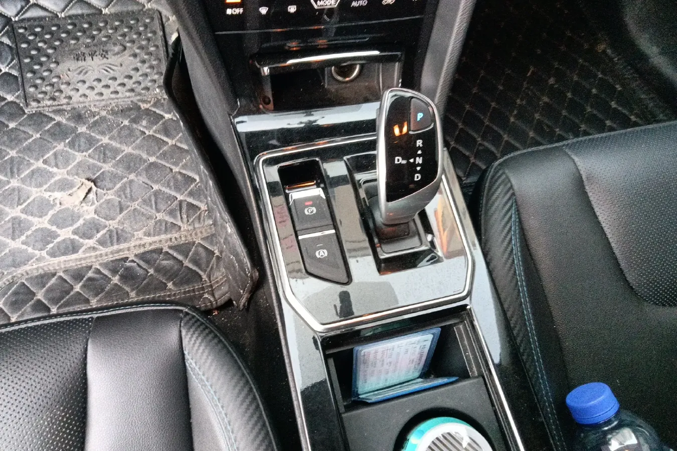 2022 Venucia D60 EV BEV 50KWH,autocango,china used car exporter,china ev exporter,chinese used car exporter,chinese used ev exporter