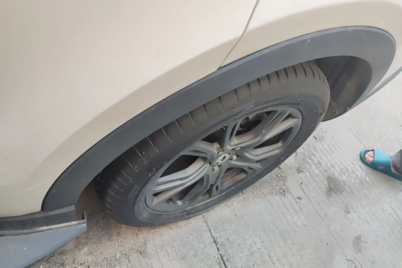 2020 DongFeng Fengon Fengon 580 Pro 1.5T 180HP L4 CVT,autocango,china used car exporter,china ev exporter,chinese used car exporter,chinese used ev exporter