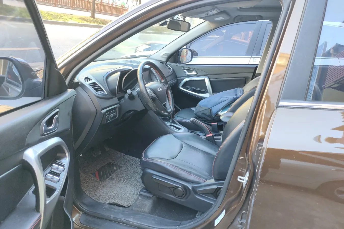 2015 Chery Tiggo 5 2.0L 139HP L4 CVT,autocango,china used car exporter,china ev exporter,chinese used car exporter,chinese used ev exporter