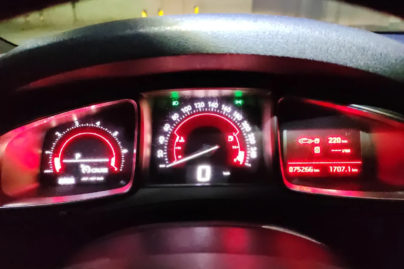 2015 DS 5LS 1.6T 163HP L4 6AT,autocango,china used car exporter,china ev exporter,chinese used car exporter,chinese used ev exporter