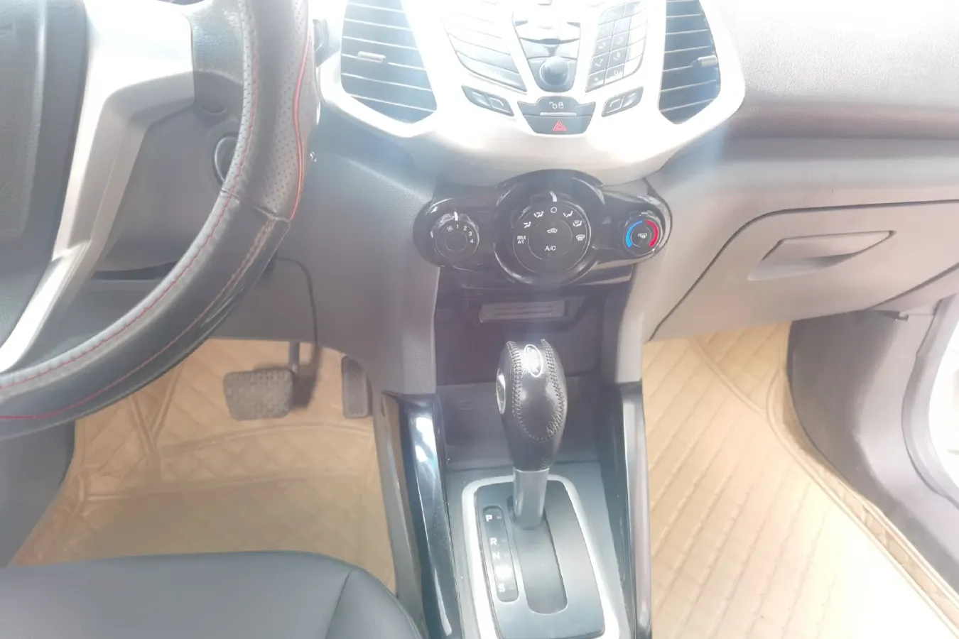 2013 Ford EcoSport 1.5L 110HP L4 6DCT,autocango,china used car exporter,china ev exporter,chinese used car exporter,chinese used ev exporter