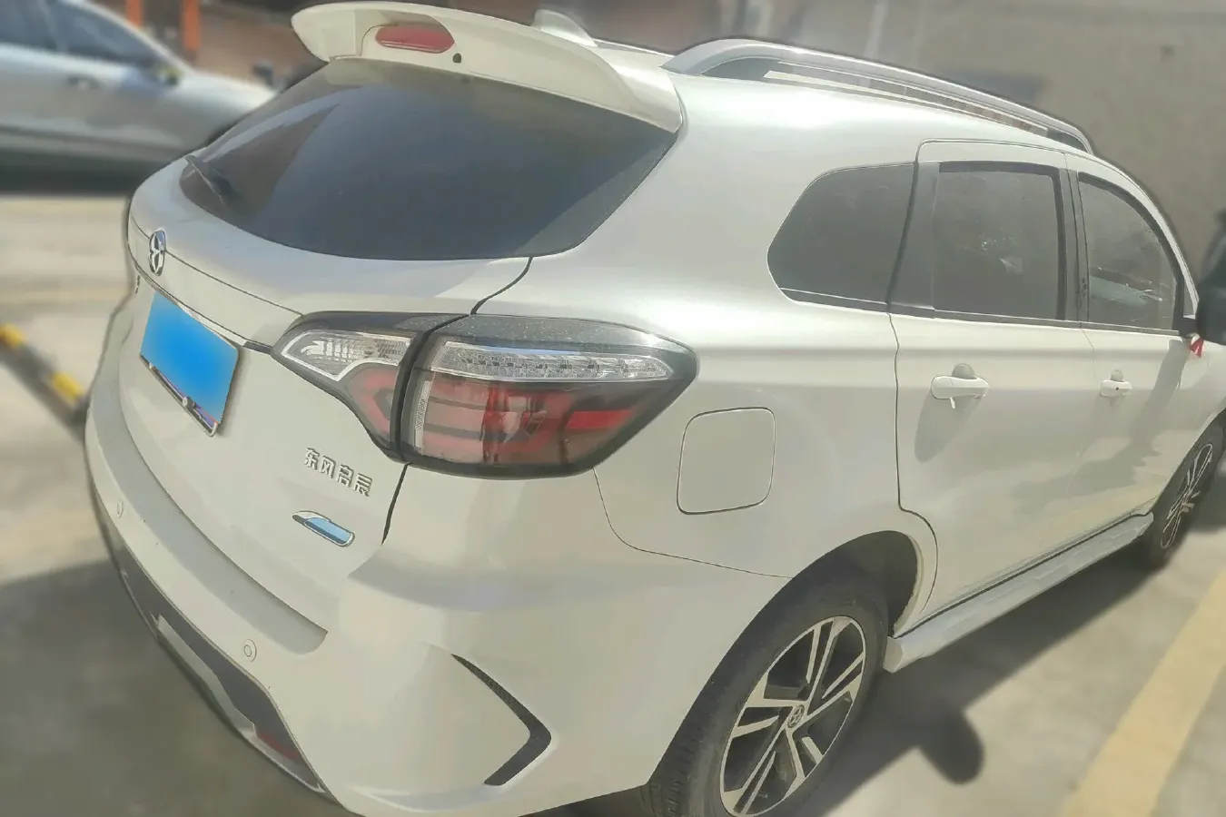 2018 Venucia T70 2.0L 144HP L4 CVT,autocango,china used car exporter,china ev exporter,chinese used car exporter,chinese used ev exporter
