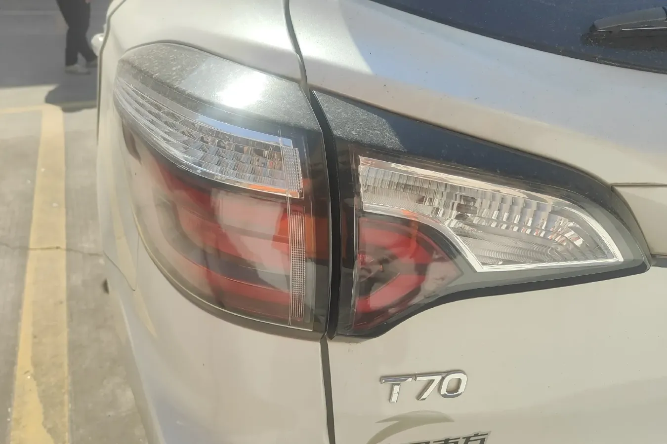 2018 Venucia T70 2.0L 144HP L4 CVT,autocango,china used car exporter,china ev exporter,chinese used car exporter,chinese used ev exporter