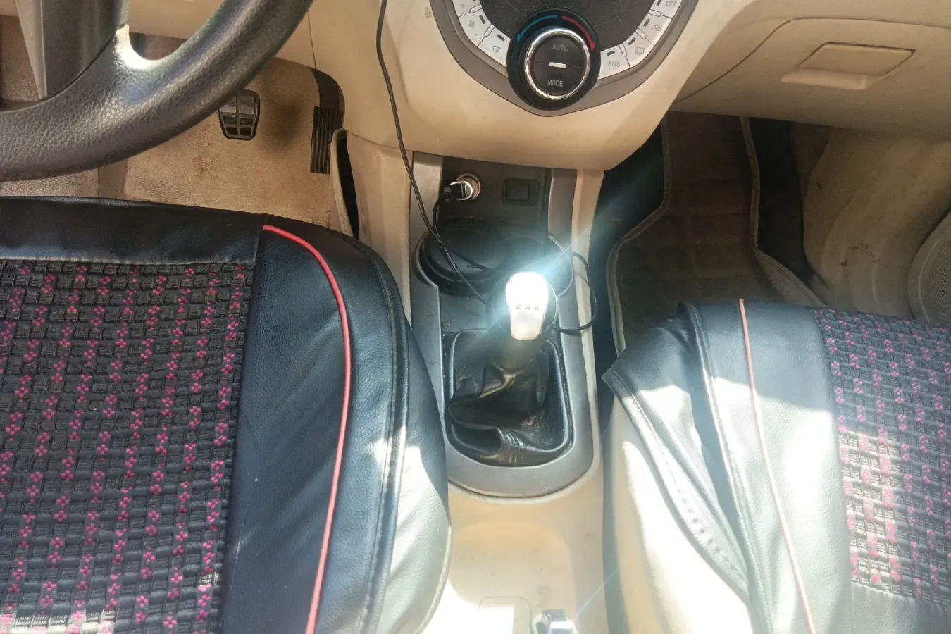 2013 HaiMa M3 1.5L 112HP L4 5MT,autocango,china used car exporter,china ev exporter,chinese used car exporter,chinese used ev exporter