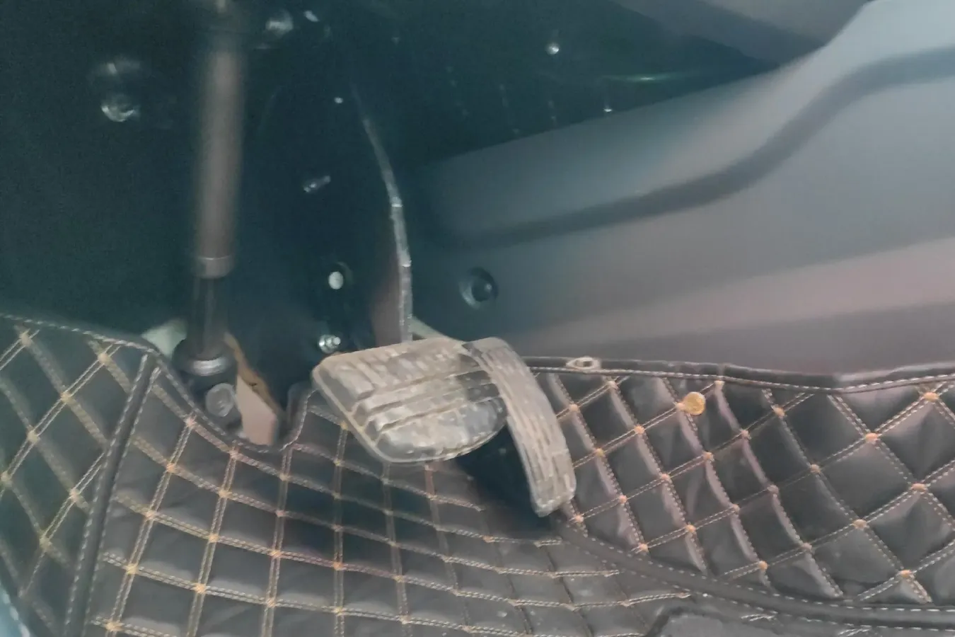 2019 GAC QiZhi 1.5L 97HP L4 PHEV 13KWH,autocango,china used car exporter,china ev exporter,chinese used car exporter,chinese used ev exporter