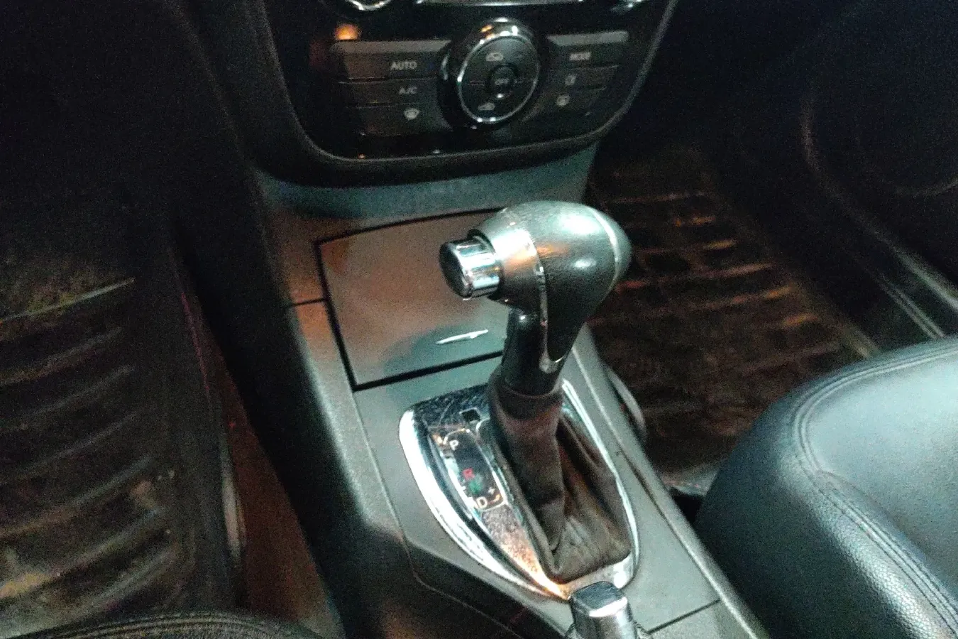 2011 JAC HeYue 1.8L 143HP L4 4AT,autocango,china used car exporter,china ev exporter,chinese used car exporter,chinese used ev exporter