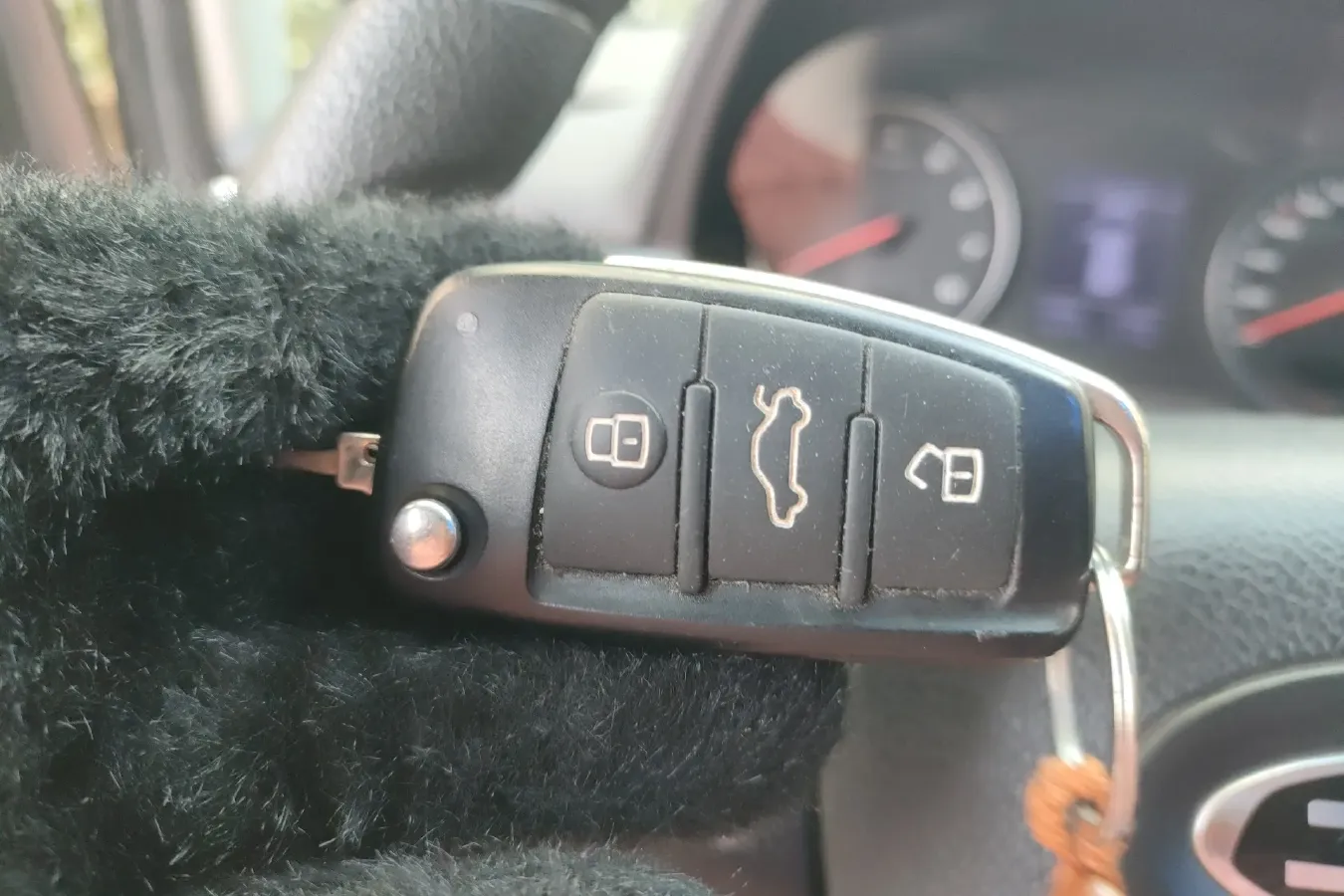 2016 JAC Refine M4 2.0L 147HP L4 5MT,autocango,china used car exporter,china ev exporter,chinese used car exporter,chinese used ev exporter