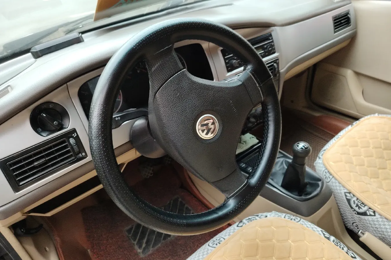 2008 Volkswagen Santana Vista 1.8L 101HP L4 5MT,autocango,china used car exporter,china ev exporter,chinese used car exporter,chinese used ev exporter