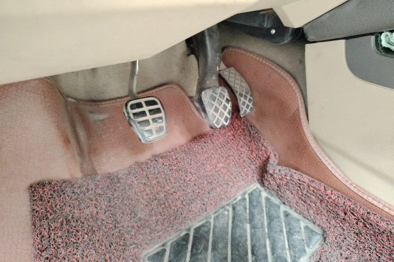 2008 Volkswagen Santana Vista 1.8L 101HP L4 5MT,autocango,china used car exporter,china ev exporter,chinese used car exporter,chinese used ev exporter