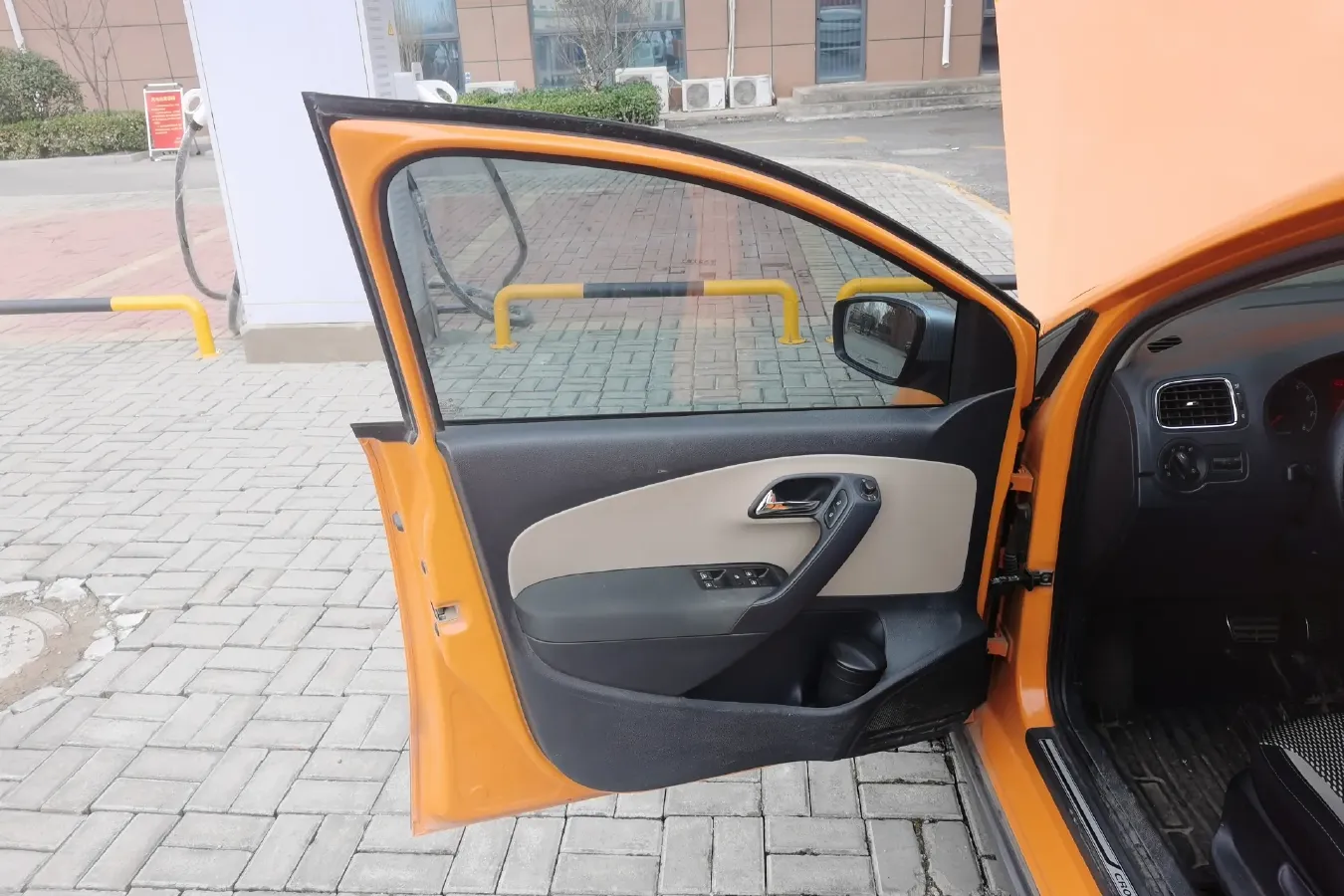 2012 Volkswagen Polo 1.6L 105HP L4 6AT,autocango,china used car exporter,china ev exporter,chinese used car exporter,chinese used ev exporter