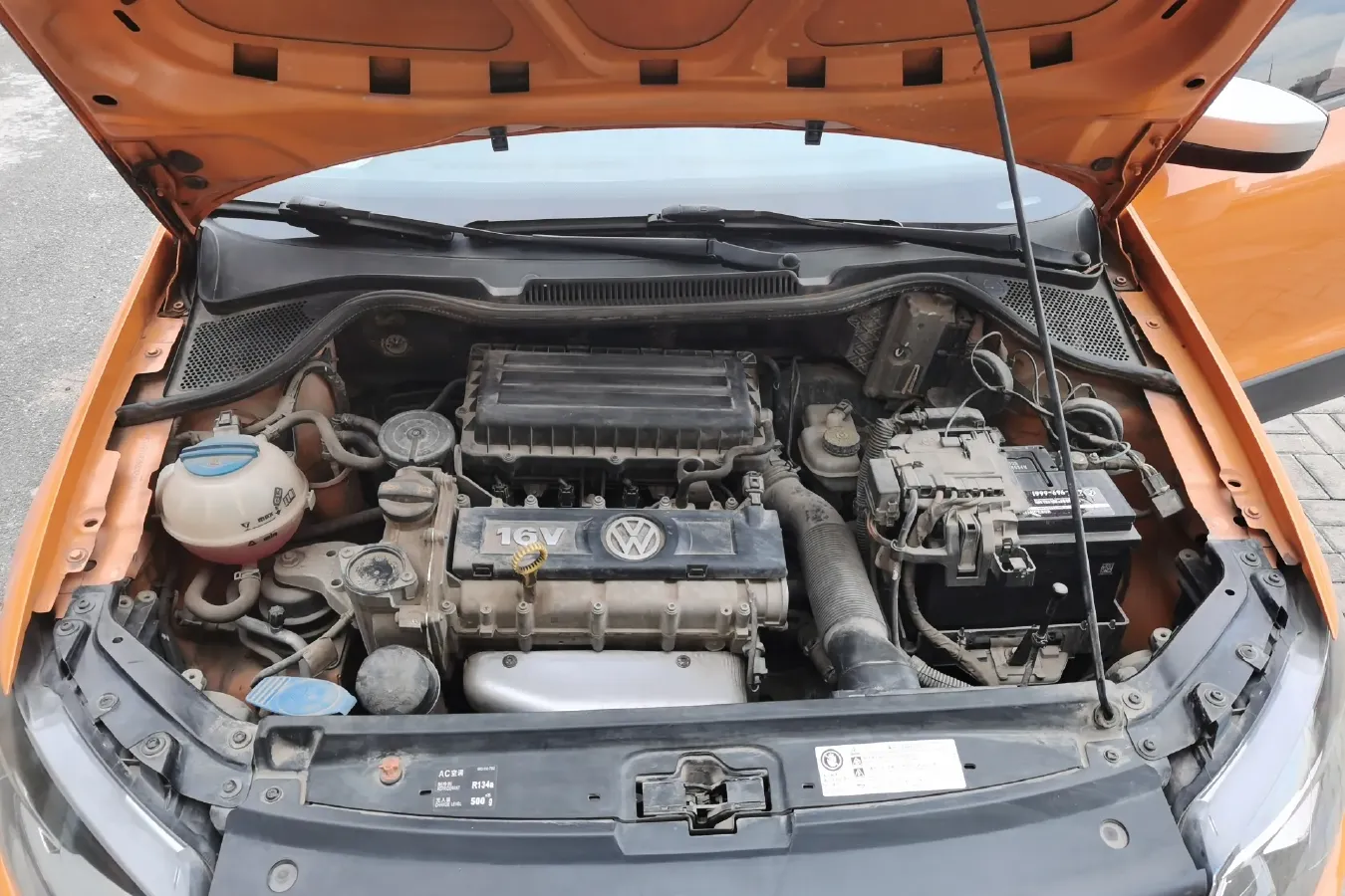 2012 Volkswagen Polo 1.6L 105HP L4 6AT,autocango,china used car exporter,china ev exporter,chinese used car exporter,chinese used ev exporter