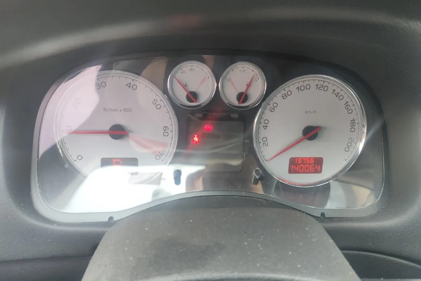 2008 Peugeot 307 1.6L 106HP L4 4AT,autocango,china used car exporter,china ev exporter,chinese used car exporter,chinese used ev exporter