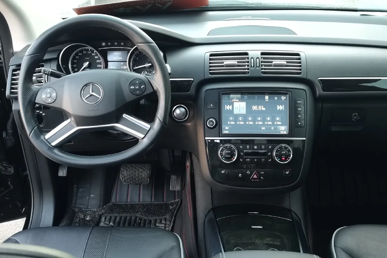 2017 Mercedes-Benz R Class 3.0T 333HP V6 7AT,autocango,china used car exporter,china ev exporter,chinese used car exporter,chinese used ev exporter