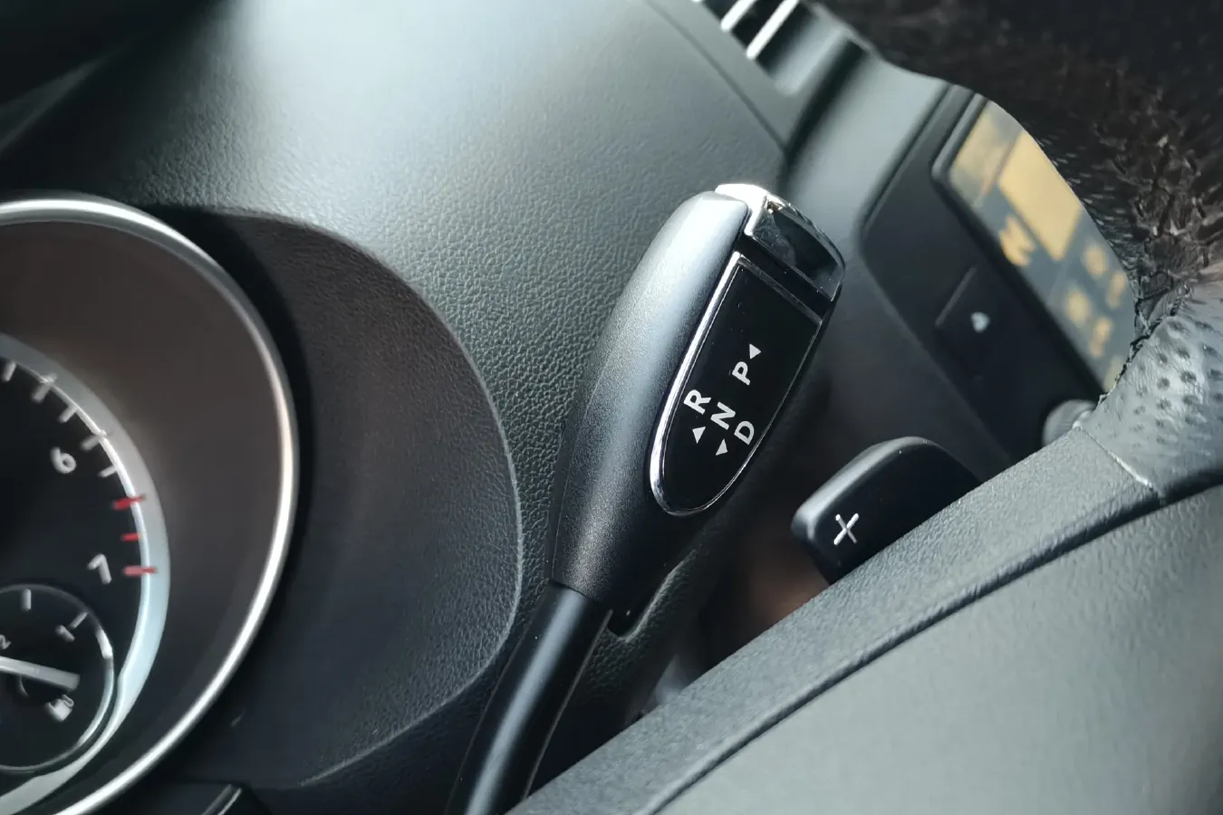 2017 Mercedes-Benz R Class 3.0T 333HP V6 7AT,autocango,china used car exporter,china ev exporter,chinese used car exporter,chinese used ev exporter