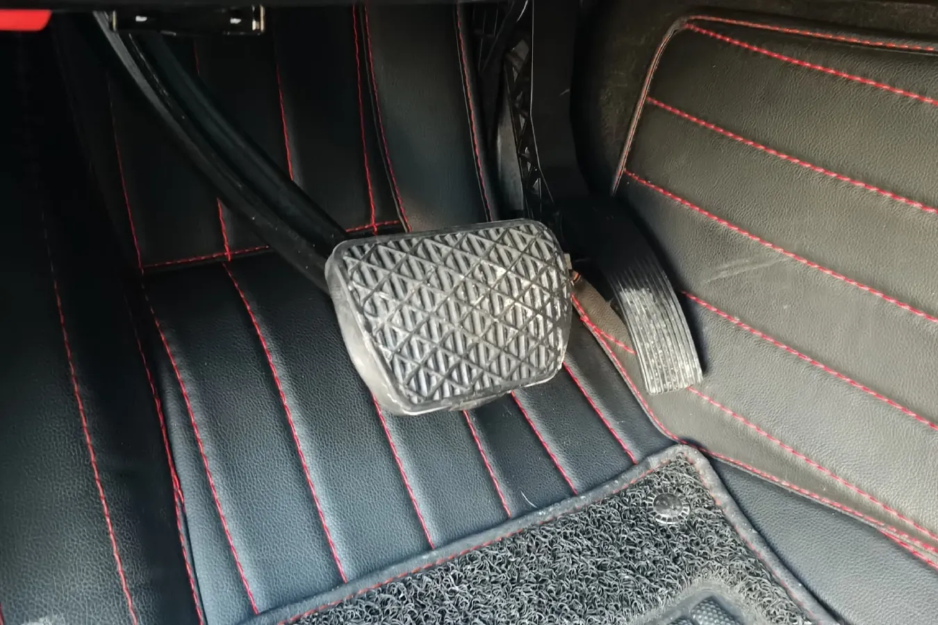 2017 Mercedes-Benz R Class 3.0T 333HP V6 7AT,autocango,china used car exporter,china ev exporter,chinese used car exporter,chinese used ev exporter