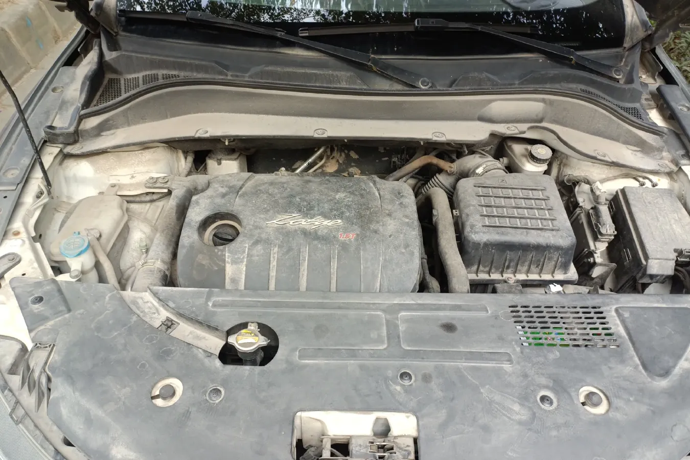 2016 Zotye SR7 1.5T 150HP L4 CVT,autocango,china used car exporter,china ev exporter,chinese used car exporter,chinese used ev exporter