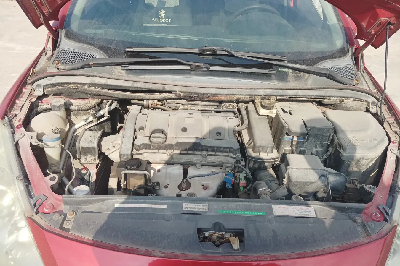 2010 Peugeot 307 1.6L 106HP L4 5MT,autocango,china used car exporter,china ev exporter,chinese used car exporter,chinese used ev exporter