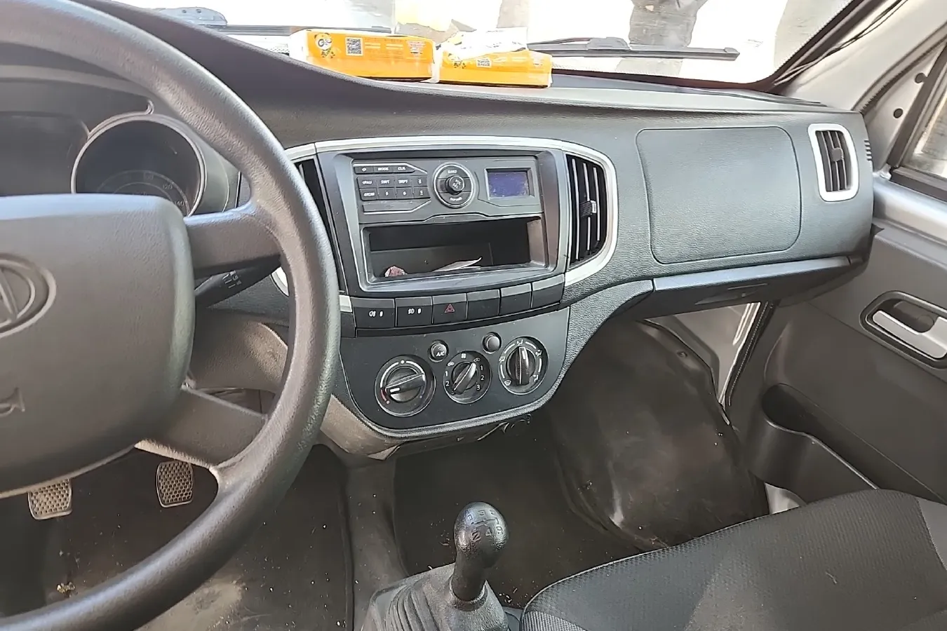 2020 ChangAn Kaicene ShenQi T20 1.5L 116HP L4 5MT,autocango,china used car exporter,china ev exporter,chinese used car exporter,chinese used ev exporter