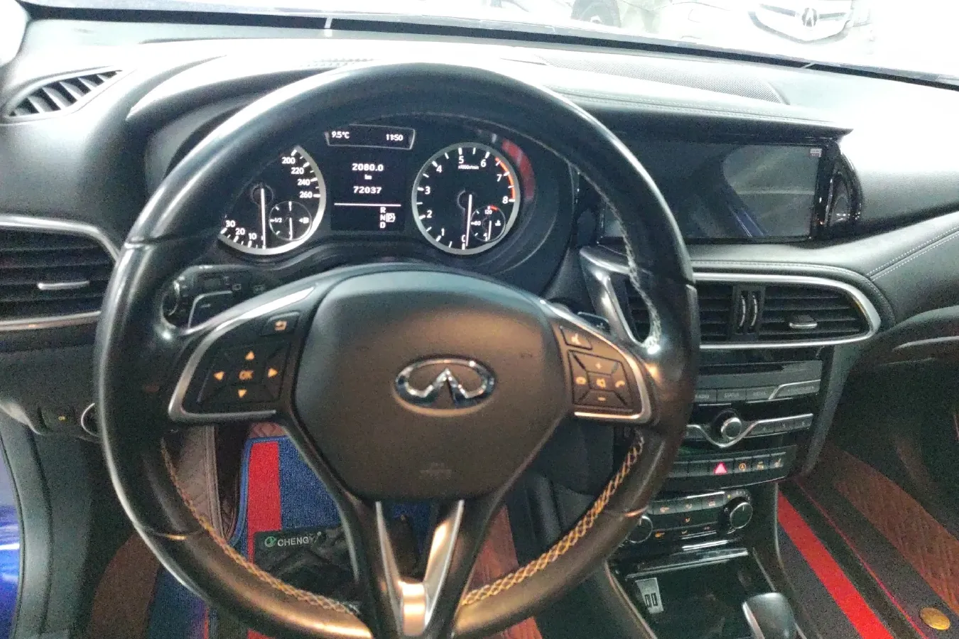 2017 Infiniti QX30 2.0T 211HP L4 7DCT,autocango,china used car exporter,china ev exporter,chinese used car exporter,chinese used ev exporter