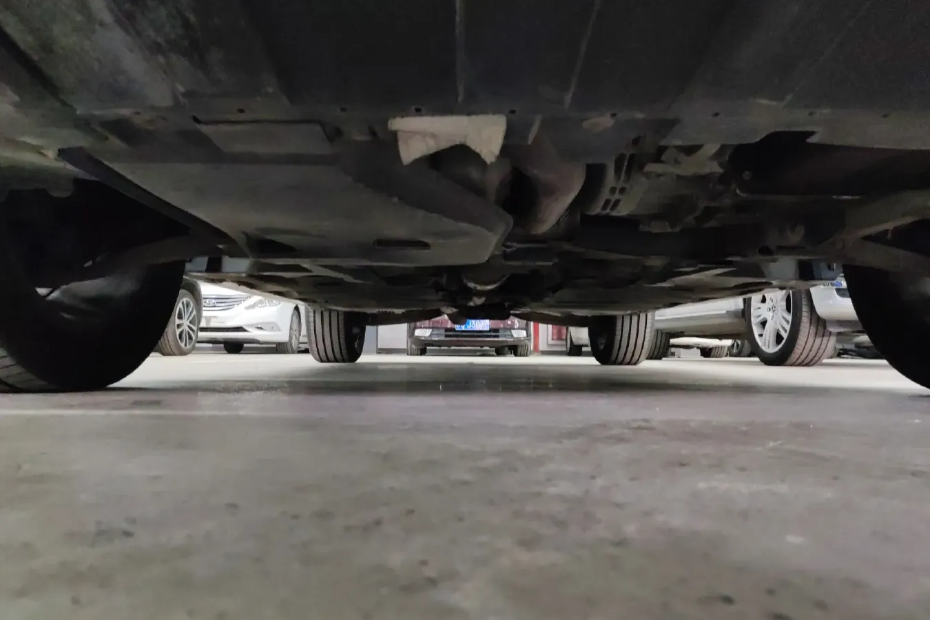 2017 Infiniti QX30 2.0T 211HP L4 7DCT,autocango,china used car exporter,china ev exporter,chinese used car exporter,chinese used ev exporter