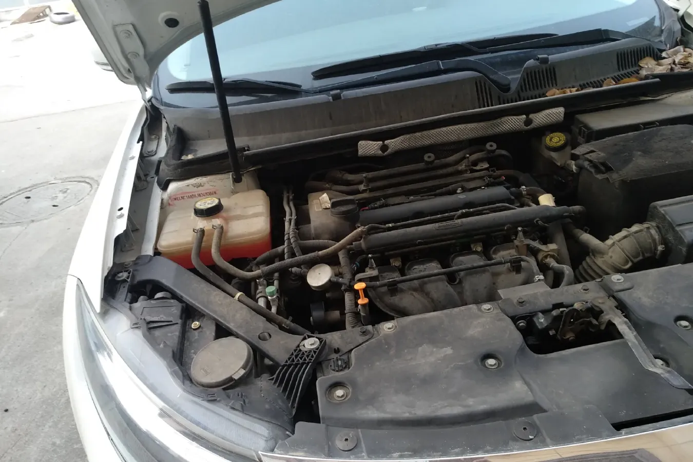 2018 Qoros 3 1.6L 126HP L4 6DCT,autocango,china used car exporter,china ev exporter,chinese used car exporter,chinese used ev exporter