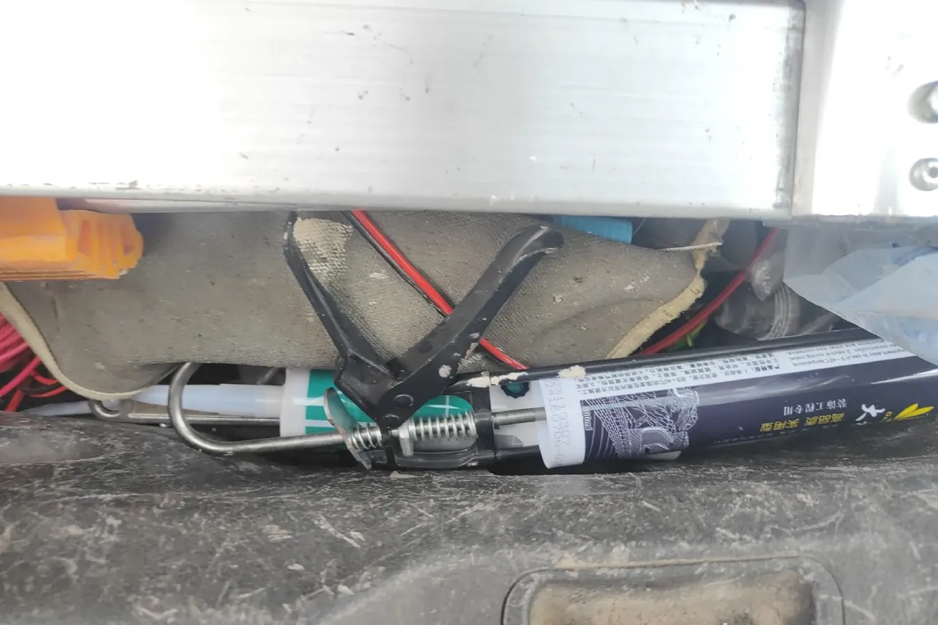 2013 Venucia R50 1.6L 117HP L4 5MT,autocango,china used car exporter,china ev exporter,chinese used car exporter,chinese used ev exporter