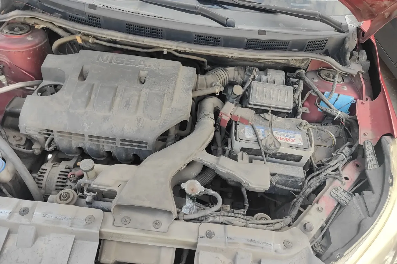 2013 Venucia R50 1.6L 117HP L4 5MT,autocango,china used car exporter,china ev exporter,chinese used car exporter,chinese used ev exporter