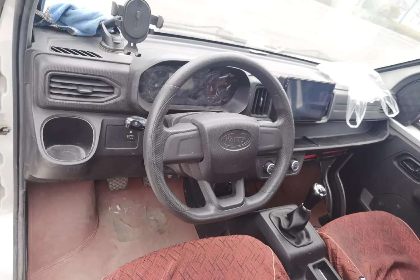 2022 Karry X6 1.6L 122HP L4 5MT,autocango,china used car exporter,china ev exporter,chinese used car exporter,chinese used ev exporter