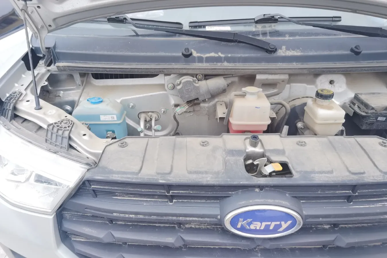 2022 Karry X6 1.6L 122HP L4 5MT,autocango,china used car exporter,china ev exporter,chinese used car exporter,chinese used ev exporter