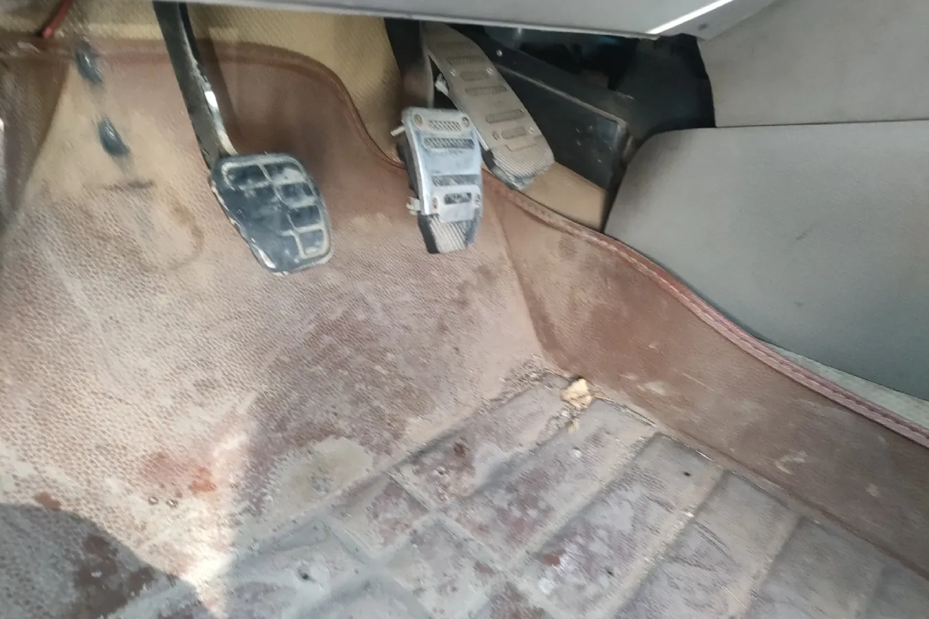 2008 Chery Cowin 1.5L 109HP L4 5MT,autocango,china used car exporter,china ev exporter,chinese used car exporter,chinese used ev exporter