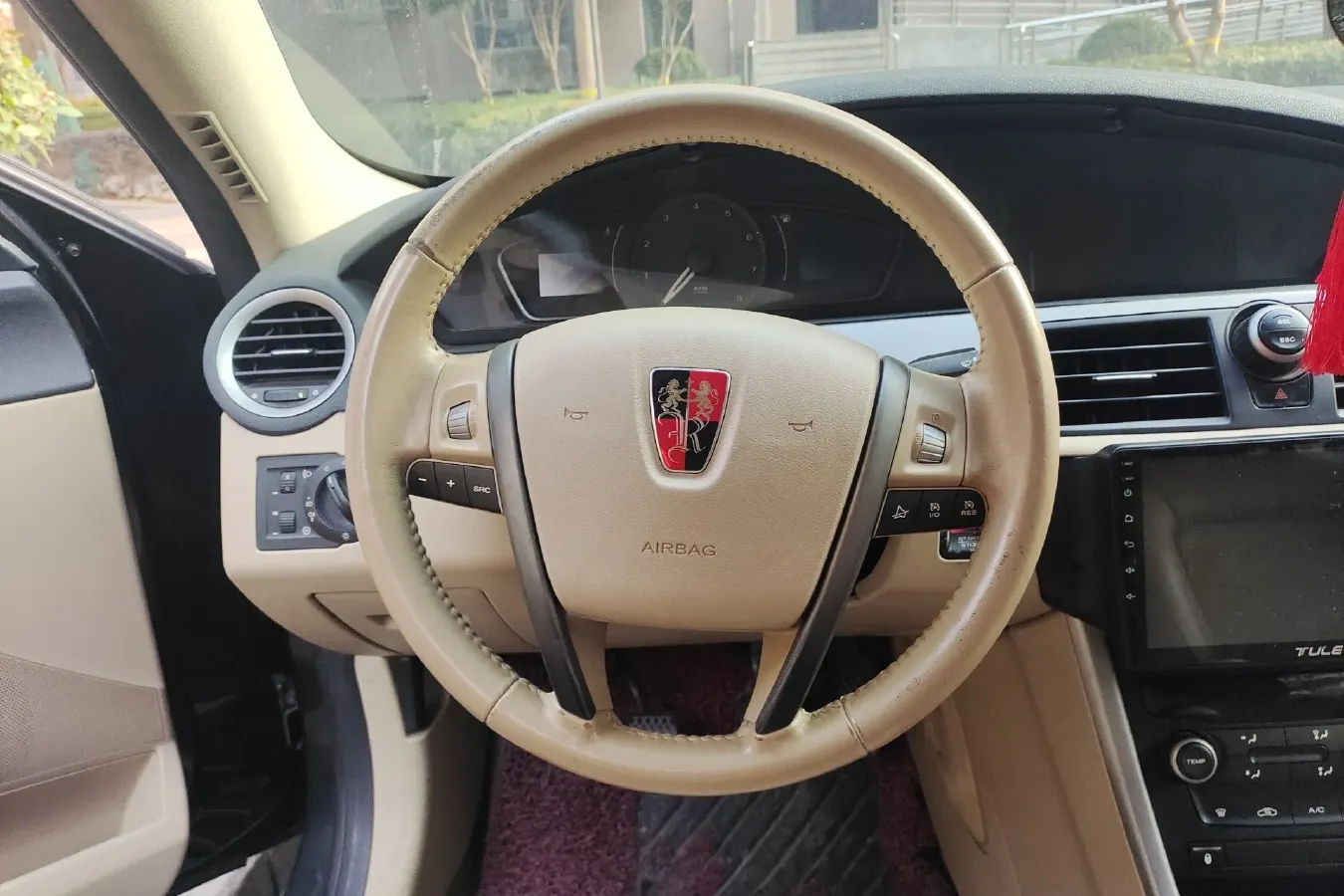 2012 Roewe 550 1.8L 133HP L4 5MT,autocango,china used car exporter,china ev exporter,chinese used car exporter,chinese used ev exporter