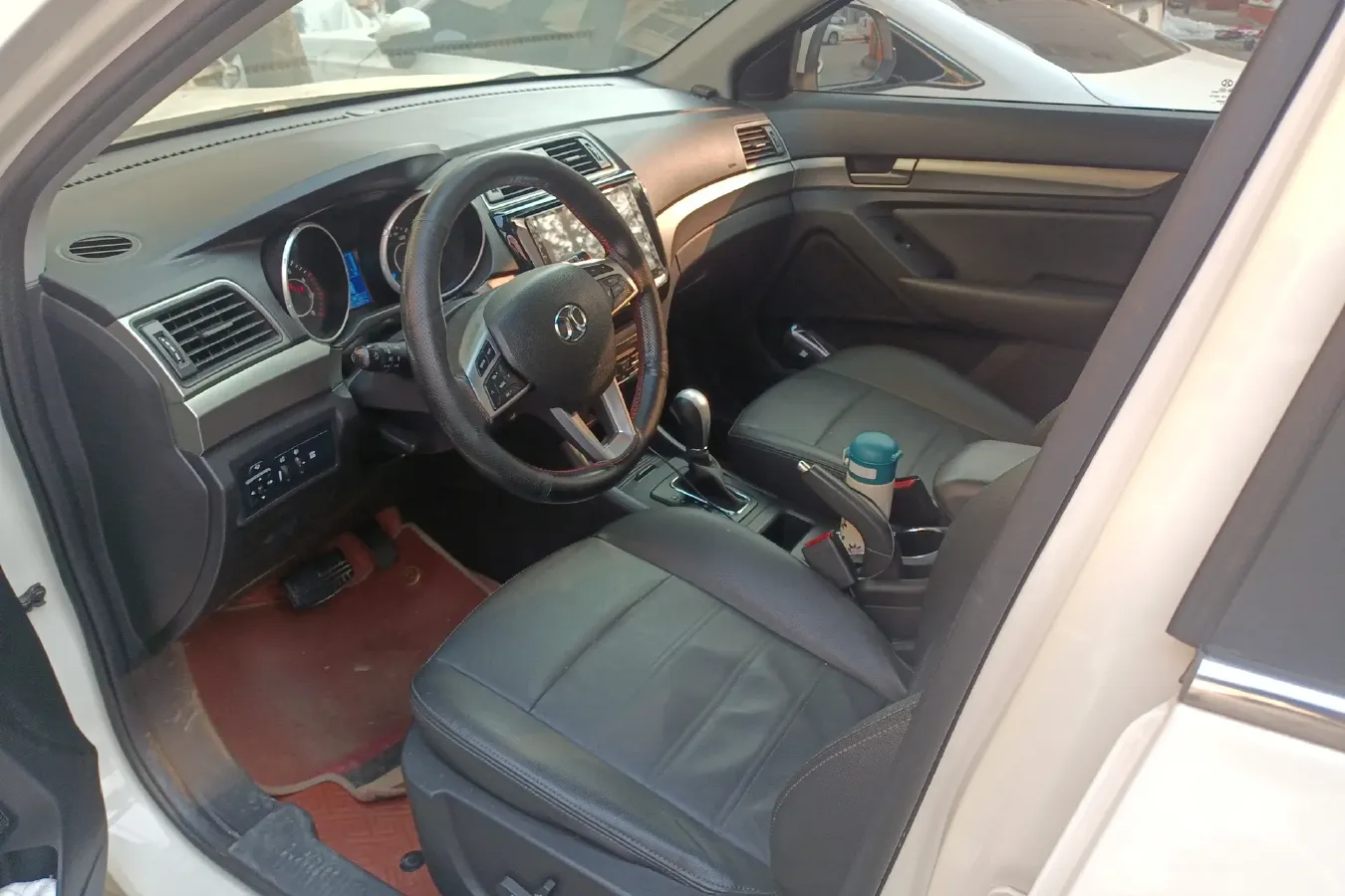 2015 BeiJing Auto Senova X65 2.0T 177HP L4 6AT,autocango,china used car exporter,china ev exporter,chinese used car exporter,chinese used ev exporter