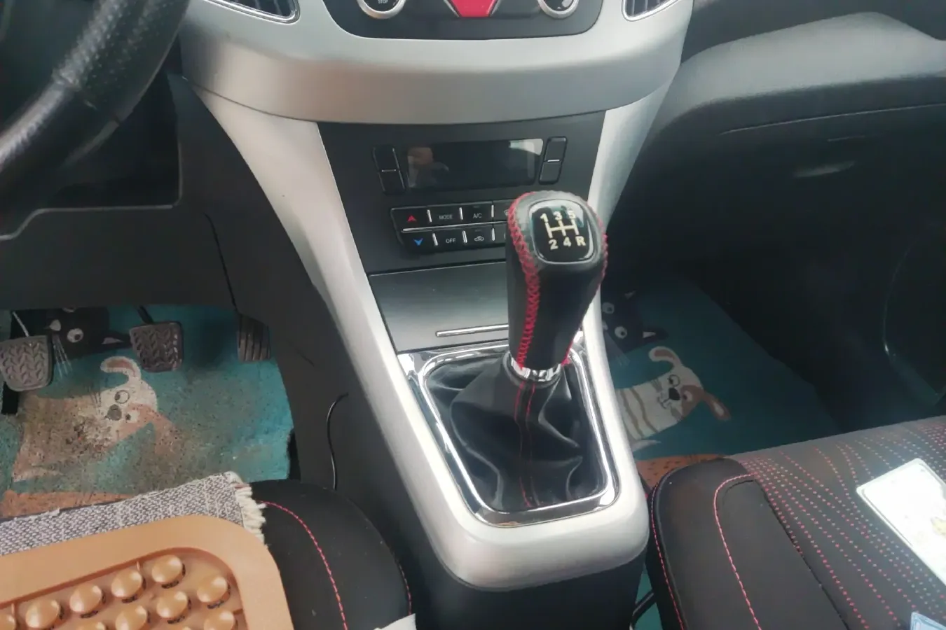 2016 JinBei ZhiShang S35 1.5L 102HP L4 5MT,autocango,china used car exporter,china ev exporter,chinese used car exporter,chinese used ev exporter