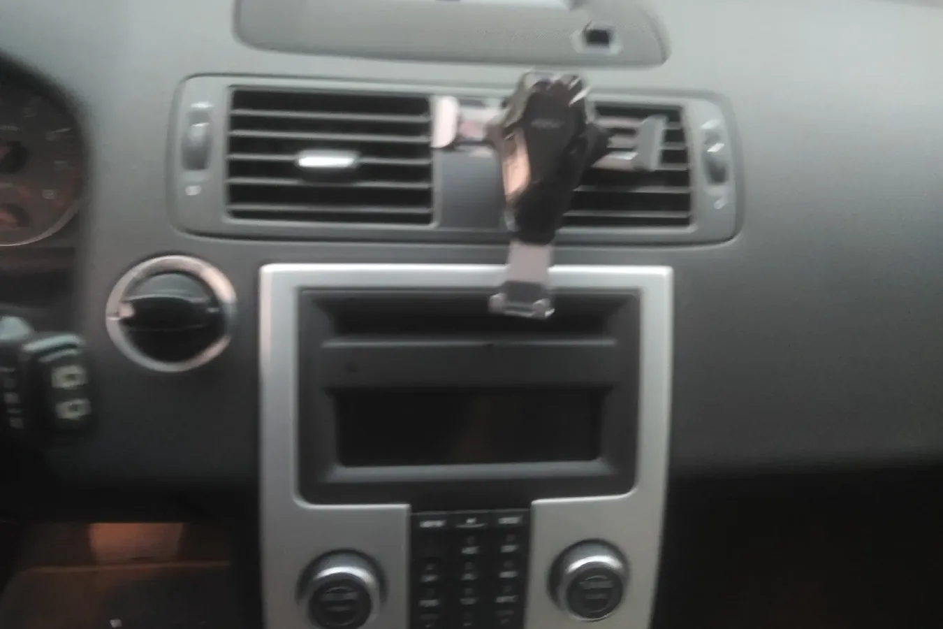 2010 Volvo C30 2.4L 170HP L5 5AT,autocango,china used car exporter,china ev exporter,chinese used car exporter,chinese used ev exporter