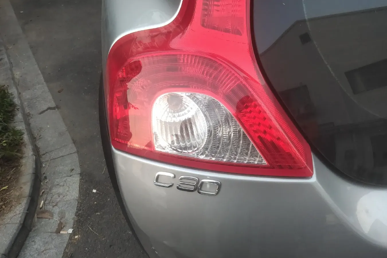 2010 Volvo C30 2.4L 170HP L5 5AT,autocango,china used car exporter,china ev exporter,chinese used car exporter,chinese used ev exporter