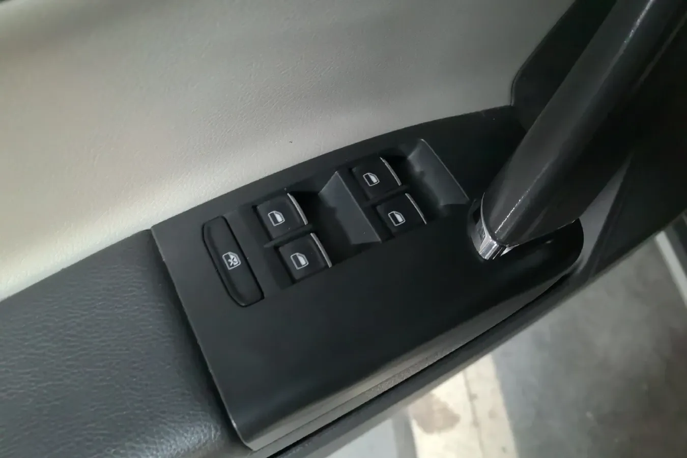 2014 Volkswagen Cross Lavida 1.4T 131HP L4 7DCT,autocango,china used car exporter,china ev exporter,chinese used car exporter,chinese used ev exporter