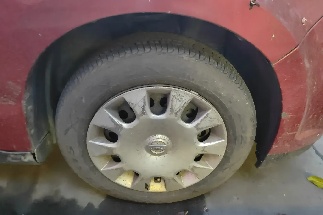 2013 Venucia R50 1.6L 117HP L4 5MT,autocango,china used car exporter,china ev exporter,chinese used car exporter,chinese used ev exporter