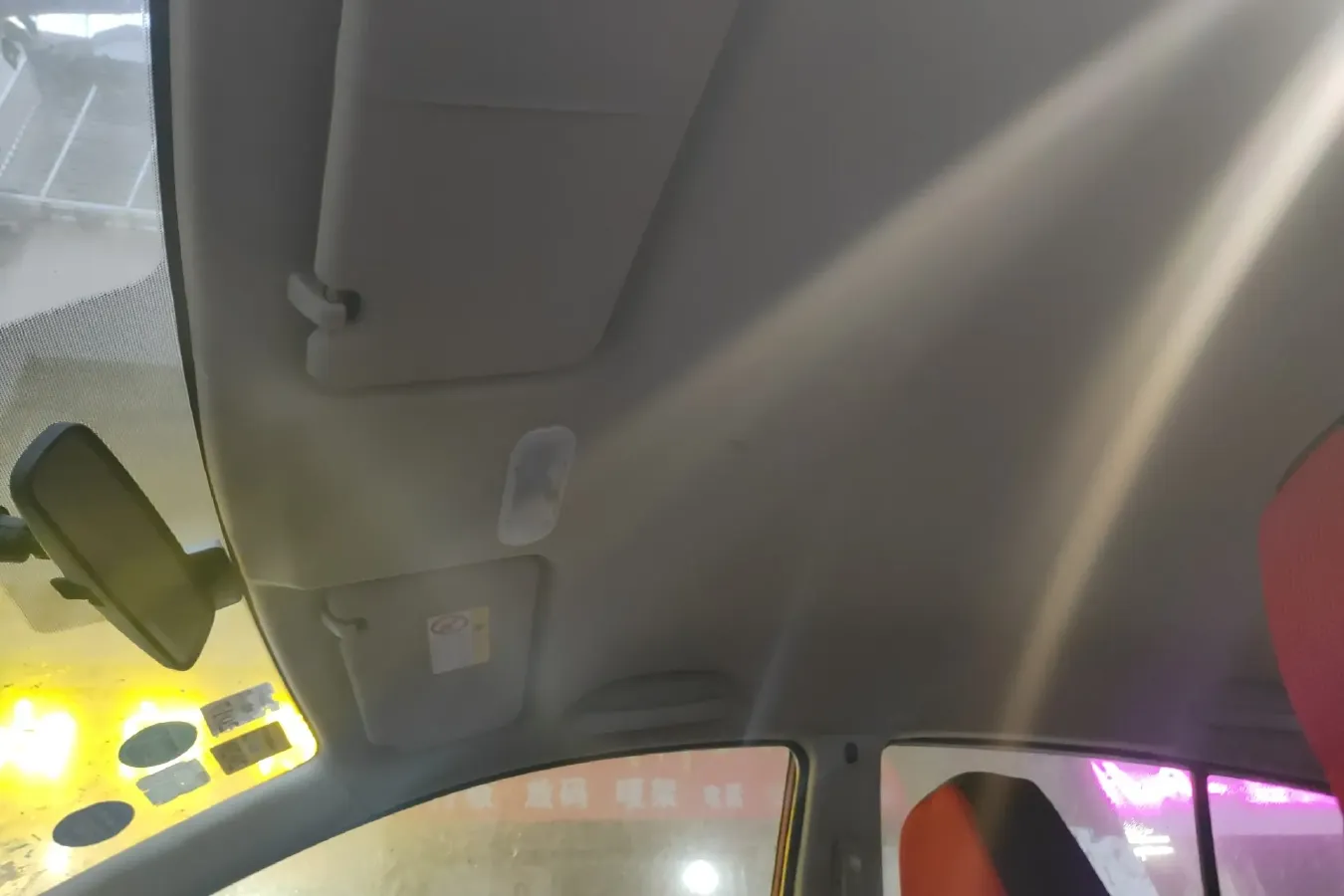 2013 Venucia R50 1.6L 117HP L4 5MT,autocango,china used car exporter,china ev exporter,chinese used car exporter,chinese used ev exporter