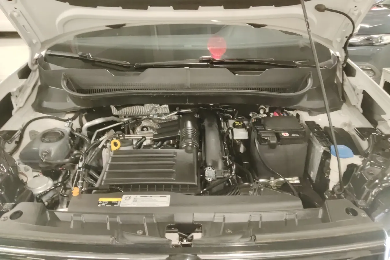 2021 Volkswagen T-Cross 1.4T 150HP L4 7DCT,autocango,china used car exporter,china ev exporter,chinese used car exporter,chinese used ev exporter