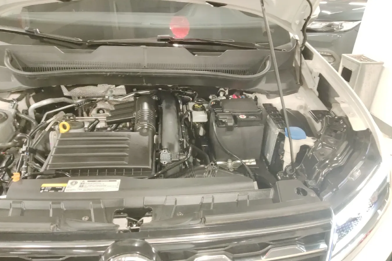 2021 Volkswagen T-Cross 1.4T 150HP L4 7DCT,autocango,china used car exporter,china ev exporter,chinese used car exporter,chinese used ev exporter