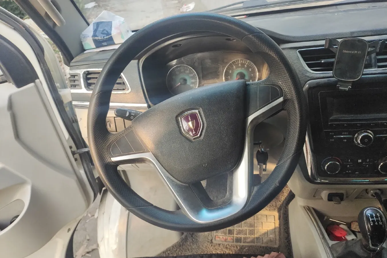 2018 JinBei New Sea Lion S 1.5L 109HP L4 5MT,autocango,china used car exporter,china ev exporter,chinese used car exporter,chinese used ev exporter