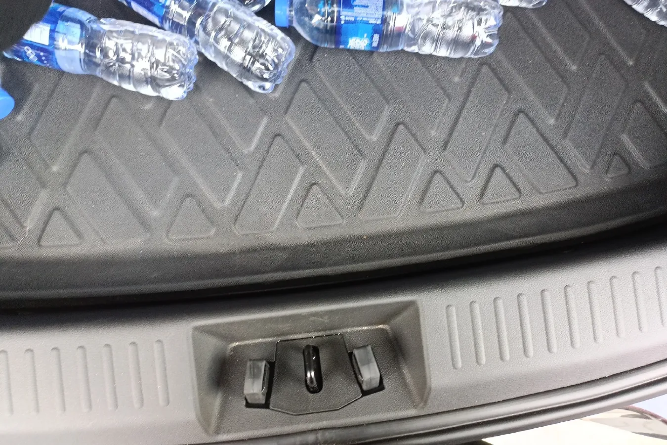 2023 Chery Tiggo 7 1.5T 156HP L4 CVT,autocango,china used car exporter,china ev exporter,chinese used car exporter,chinese used ev exporter