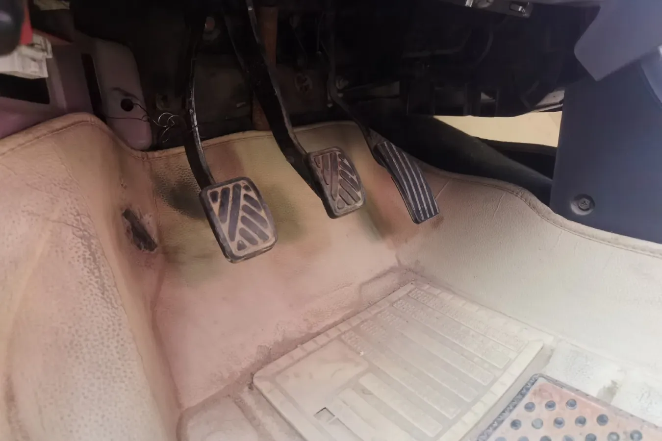 2010 ChangAn BenBen MINI 1.0L 70HP L4 5MT,autocango,china used car exporter,china ev exporter,chinese used car exporter,chinese used ev exporter