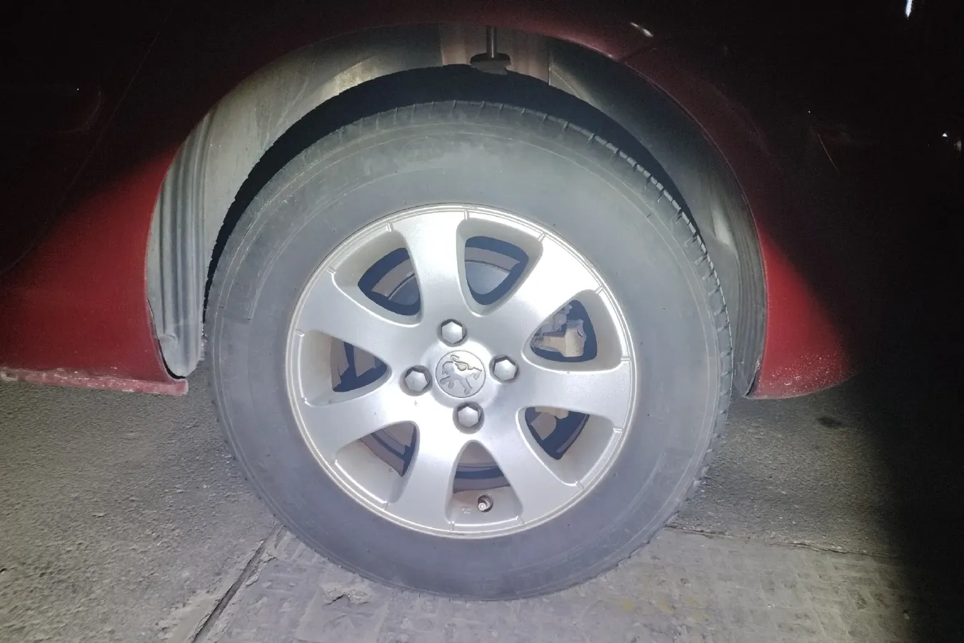 2010 Peugeot 307 1.6L 106HP L4 4AT,autocango,china used car exporter,china ev exporter,chinese used car exporter,chinese used ev exporter